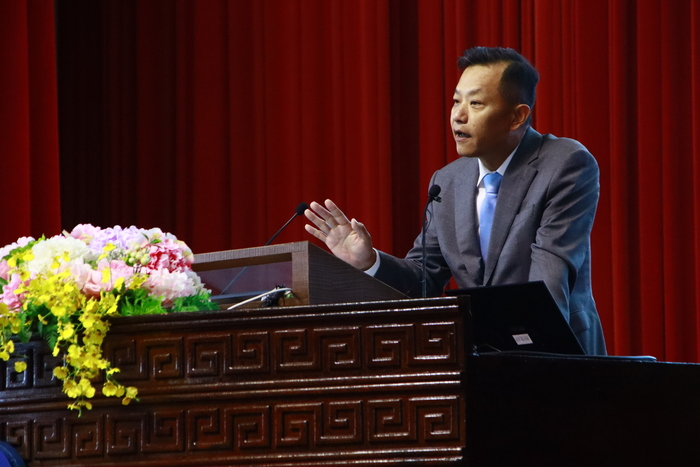 20251124法治講座-謝憲杰律師及陳清怡律師圖片