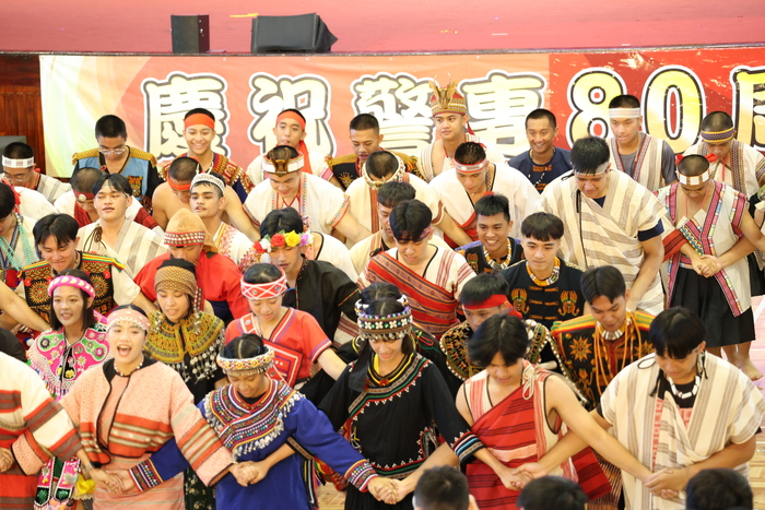 20251018校慶學生活力進場圖片